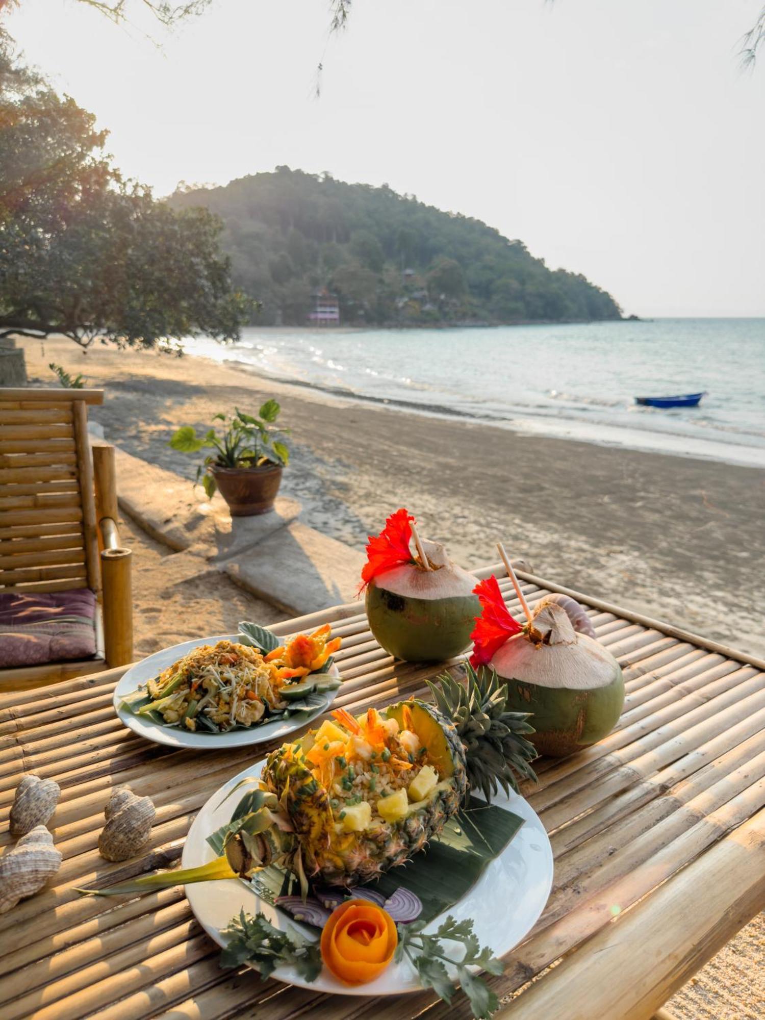 Full Moon Bungalow Resort Koh Chang Ranong Exterior foto