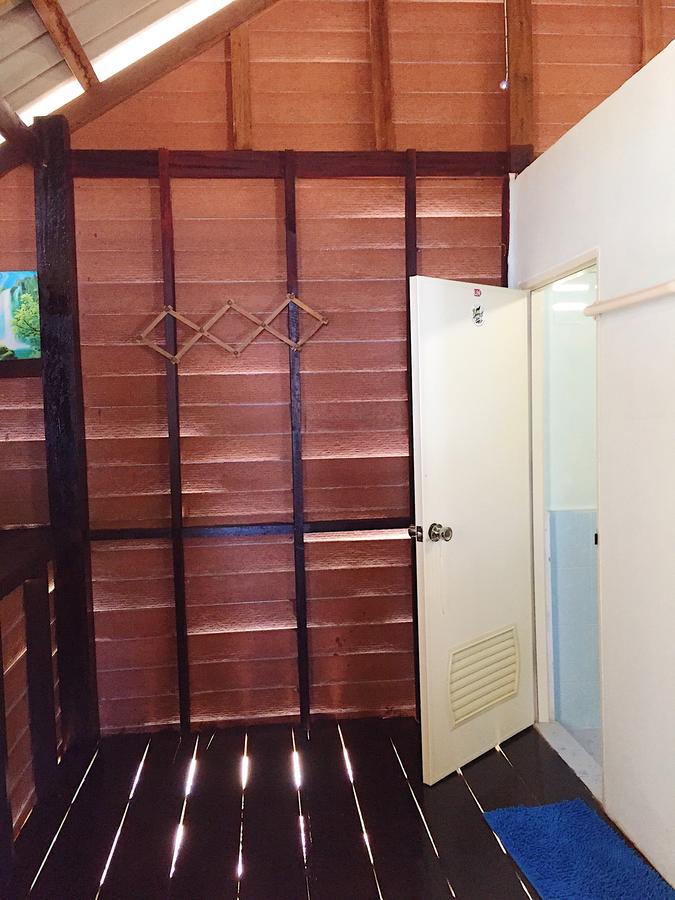 Full Moon Bungalow Resort Koh Chang Ranong Exterior foto